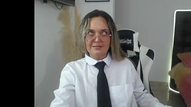 samy vsn online show from November 2025 07:52:02 PM