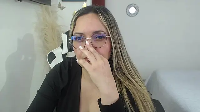 Snapshot of samy_vsn chatting on February 2026 06:20:02 PM samy vsn online show from February 2026 06:20:02 PM