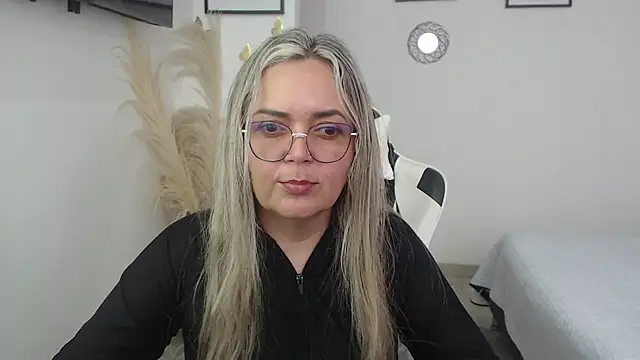 Snapshot of samy_vsn chatting on March 2026 06:34:02 PM samy vsn online show from March 2026 06:34:02 PM
