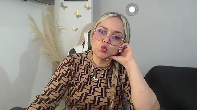 Snapshot of samy_vsn chatting on March 2026 06:22:01 PM samy vsn online show from March 2026 06:22:01 PM
