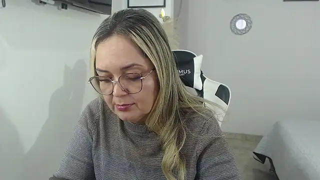 Snapshot of samy_vsn chatting on May 2026 06:46:02 PM samy vsn online show from May 2026 06:46:02 PM
