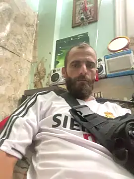 Antonio Vatooo online show from September 2025 08:03:01 PM