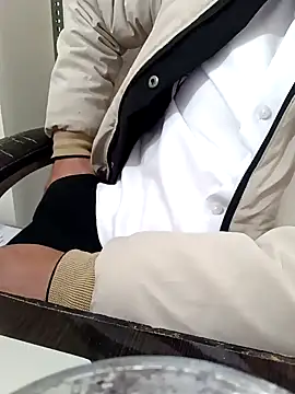 Hot-man39 online show from December 2024 11:22:02 AM