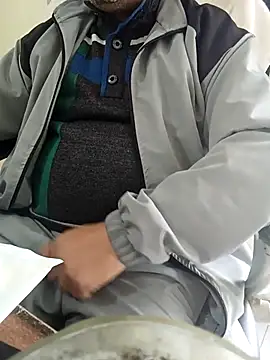 Hot-man39 online show from December 2025 07:25:01 AM