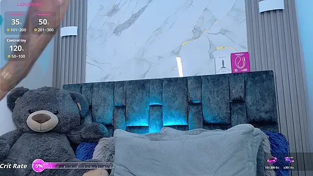 JAYCOB00 online show from February 2026 01:12:01 AM