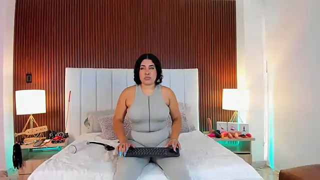 Snapshot of Liana_Asaff chatting on January 2025 07:39:01 PM Liana Asaff online show from January 2025 07:39:01 PM