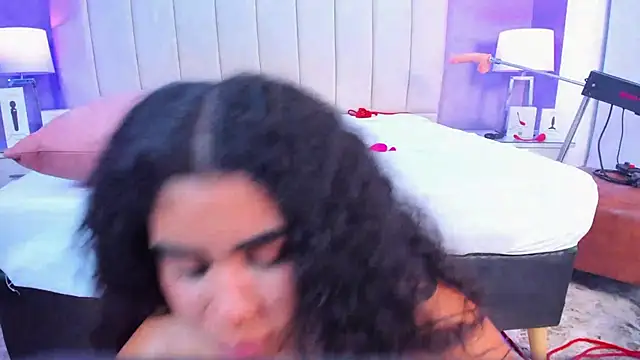 Snapshot of Liana_Asaff chatting on February 2025 03:21:02 AM Liana Asaff online show from February 2025 03:21:02 AM