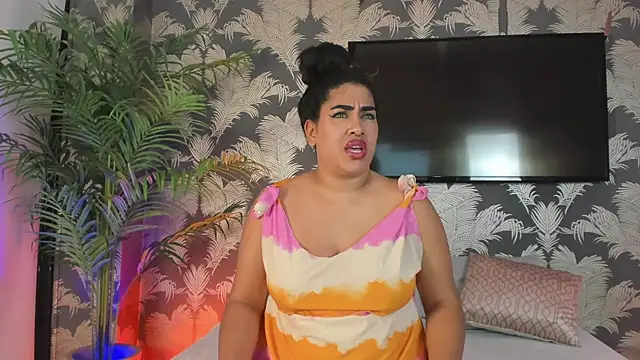 Snapshot of Liana_Asaff chatting on March 2025 09:15:02 PM Liana Asaff online show from March 2025 09:15:02 PM