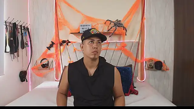 Snapshot of Liana_Asaff chatting on October 2025 06:30:01 PM Liana Asaff online show from October 2025 06:30:01 PM