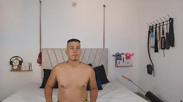 Snapshot of Liana_Asaff chatting on November 2025 06:40:02 PM Liana Asaff online show from November 2025 06:40:02 PM