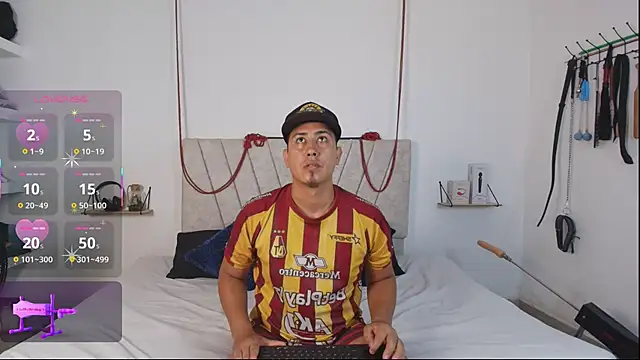 Snapshot of Liana_Asaff chatting on December 2025 06:02:01 PM Liana Asaff online show from December 2025 06:02:01 PM