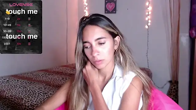 MitchWilson1 online show from October 2025 10:23:02 PM