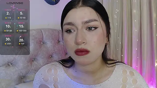 mily thomson b  online show from June 2026 11:00:01 PM