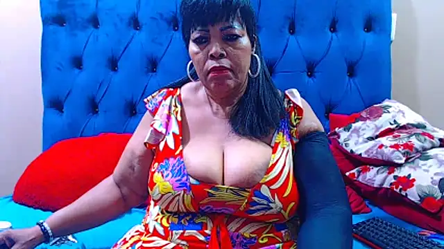 ebonycandy10 online show from March 2026 07:42:01 PM