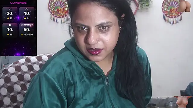 Snapshot of Sexy_komolika chatting on November 2025 12:59:01 PM Sexy komolika online show from November 2025 12:59:01 PM