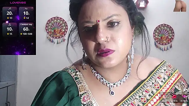 Snapshot of Sexy_komolika chatting on November 2025 03:47:01 PM Sexy komolika online show from November 2025 03:47:01 PM