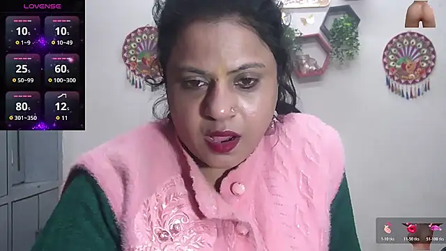 Snapshot of Sexy_komolika chatting on December 2025 02:22:02 PM Sexy komolika online show from December 2025 02:22:02 PM