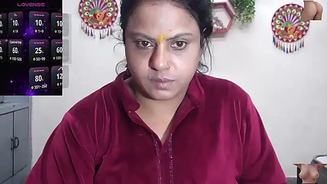 Snapshot of Sexy_komolika chatting on December 2025 03:07:01 PM Sexy komolika online show from December 2025 03:07:01 PM