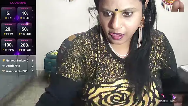 Snapshot of Sexy_komolika chatting on January 2026 03:47:01 PM Sexy komolika online show from January 2026 03:47:01 PM