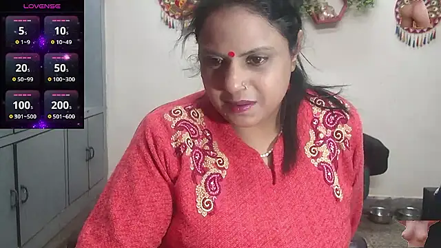 Snapshot of Sexy_komolika chatting on January 2026 01:02:02 PM Sexy komolika online show from January 2026 01:02:02 PM