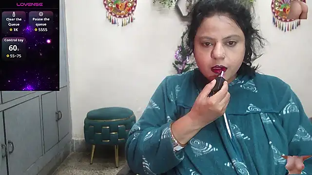 Snapshot of Sexy_komolika chatting on January 2026 02:06:01 AM Sexy komolika online show from January 2026 02:06:01 AM