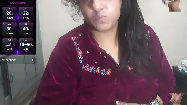 Snapshot of Sexy_komolika chatting on February 2026 01:04:01 AM Sexy komolika online show from February 2026 01:04:01 AM