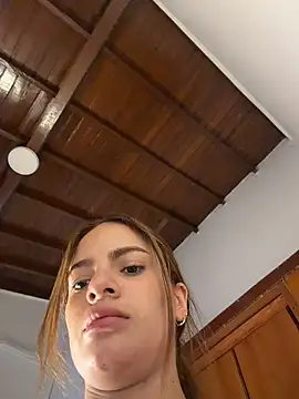 Snapshot of emiss_ chatting on July 2026 01:56:01 PM emiss online show from July 2026 01:56:01 PM