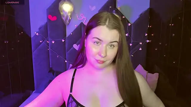 Snapshot of ShedarBrooks chatting on February 2025 12:14:02 PM ShedarBrooks online show from February 2025 12:14:02 PM