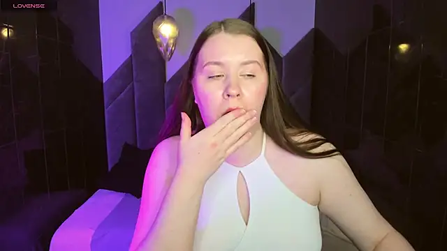 Snapshot of ShedarBrooks chatting on February 2025 09:02:01 AM ShedarBrooks online show from February 2025 09:02:01 AM