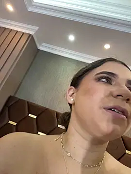 ThaniaJones online show from April 2026 11:43:01 AM