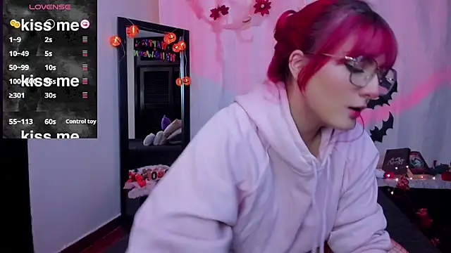 Dafne Moon online show from October 2025 05:54:02 AM