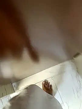 RajeshKumar133476 online show from February 2025 03:47:02 AM