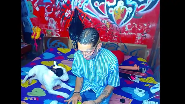 deivid estrada online show from March 2025 07:24:02 PM