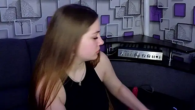 Snapshot of Grace_Fantasy chatting on February 2025 11:44:01 PM Grace Fantasy online show from February 2025 11:44:01 PM