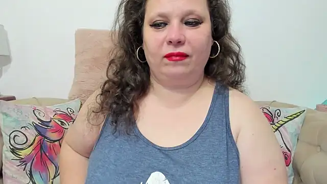 Snapshot of KarolineJoyy chatting on November 2025 08:10:01 PM KarolineJoyy online show from November 2025 08:10:01 PM