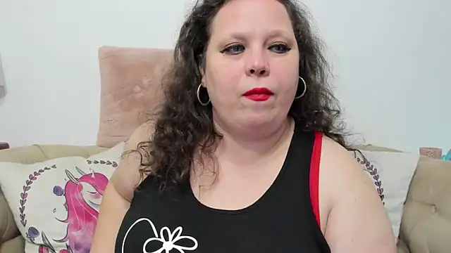 Snapshot of KarolineJoyy chatting on February 2026 07:42:02 PM KarolineJoyy online show from February 2026 07:42:02 PM