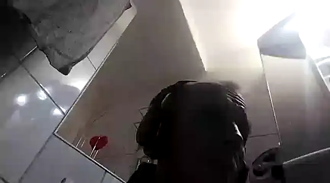 Snapshot of BongChannel chatting on January 2025 04:07:02 PM BongChannel online show from January 2025 04:07:02 PM