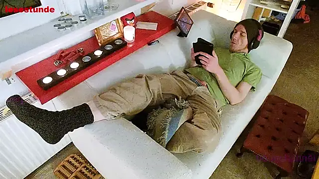 Snapshot of BongChannel chatting on January 2025 07:10:02 PM BongChannel online show from January 2025 07:10:02 PM