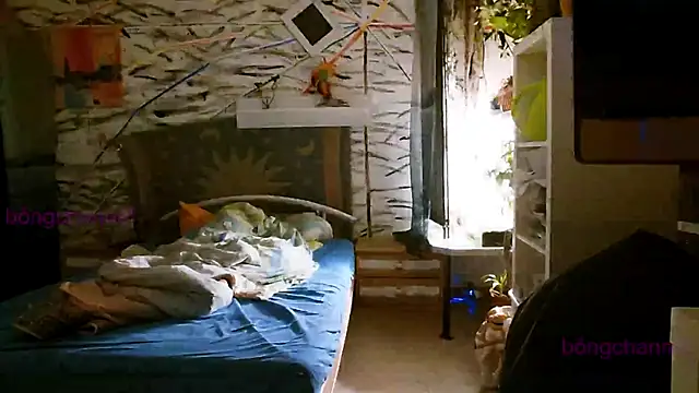 Snapshot of BongChannel chatting on January 2025 07:17:01 AM BongChannel online show from January 2025 07:17:01 AM