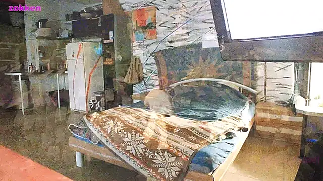 Snapshot of BongChannel chatting on January 2025 12:58:02 PM BongChannel online show from January 2025 12:58:02 PM