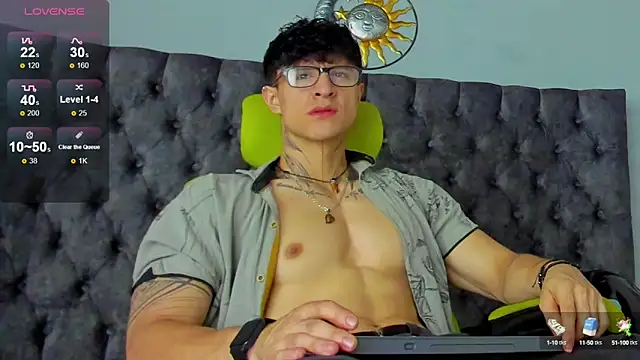 Snapshot of Jeins_carter chatting on December 2024 01:40:01 PM Jeins carter online show from December 2024 01:40:01 PM