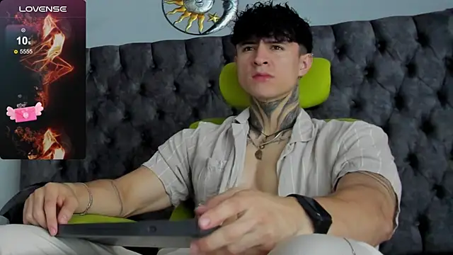 Snapshot of Jeins_carter chatting on January 2025 01:52:02 PM Jeins carter online show from January 2025 01:52:02 PM