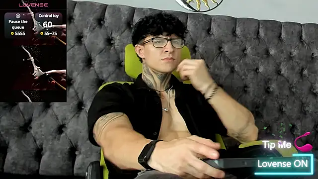 Snapshot of Jeins_carter chatting on March 2025 04:57:02 PM Jeins carter online show from March 2025 04:57:02 PM