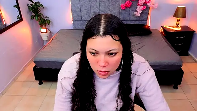 Lana stone  online show from October 2025 03:27:01 AM