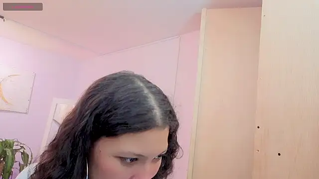 Lana stone  online show from March 2026 03:34:01 AM