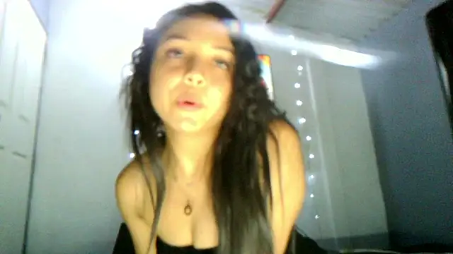 linzeysmith4 online show from March 2026 02:50:01 AM