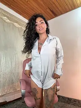 paula brunette online show from November 2025 04:01:02 AM