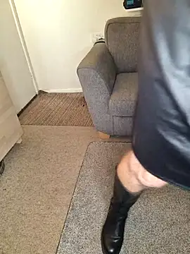 Snapshot of ellie-tv chatting on November 2025 10:26:02 AM ellie-tv online show from November 2025 10:26:02 AM