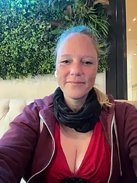 MoniqueLaFee online show from September 2025 07:57:02 AM