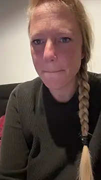 MoniqueLaFee online show from July 2026 04:32:02 AM
